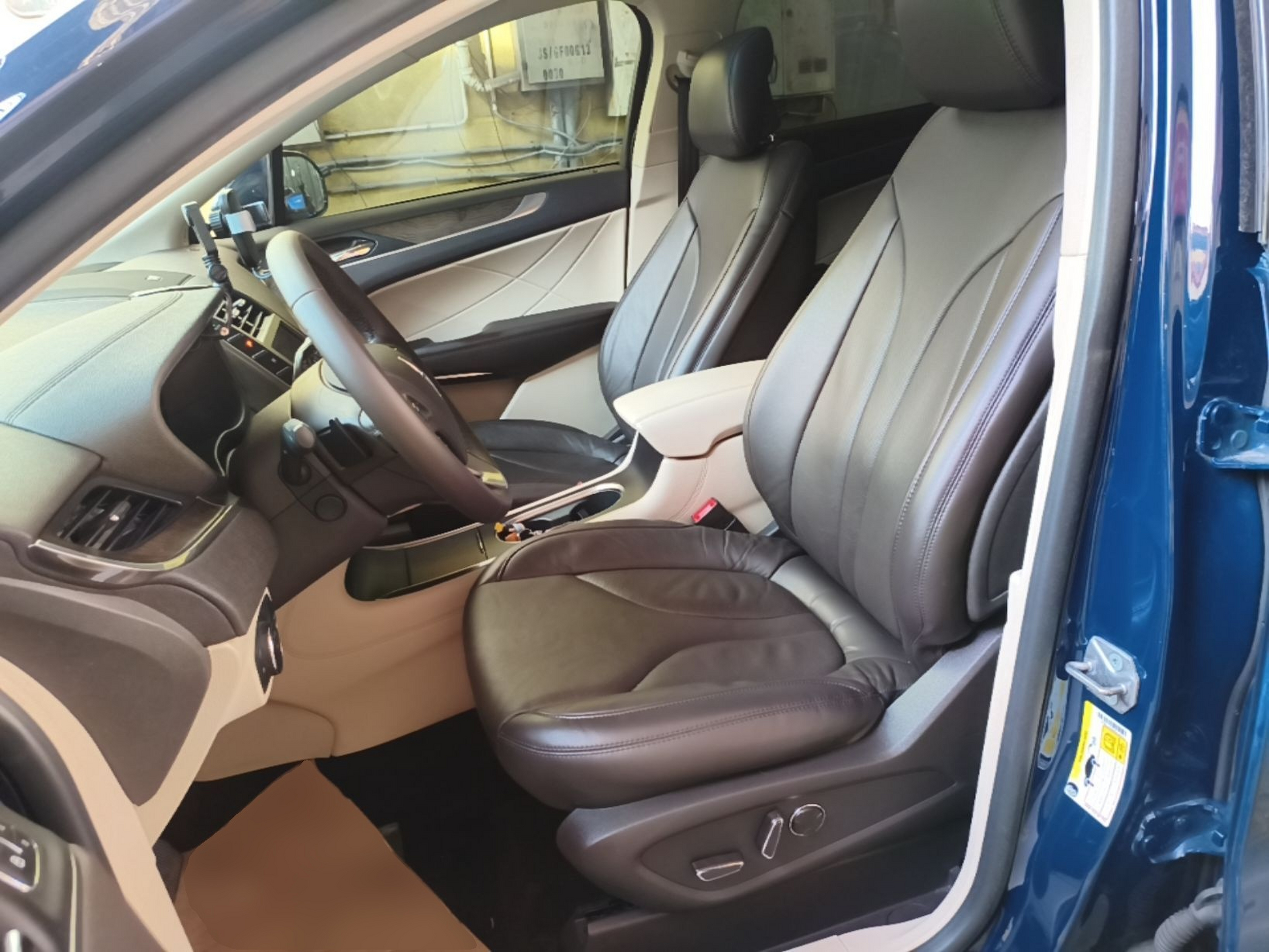 Avant de la voiture