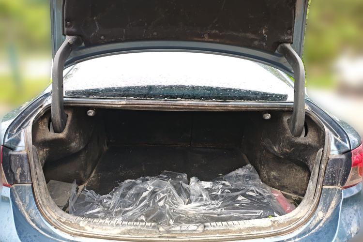 Used Mazda Atenza 2017 2.0L Blue Sky Luxury Edition Trunk