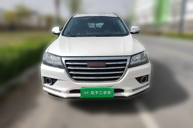 Used Haval H2 2018 Chuanxiang Edition Red Badge 1.5T Dual-Clutch Two-Wheel Drive Fashionable Model