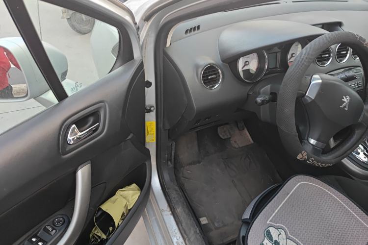 Used Peugeot 408 2013 2.0L Automatic Luxury Edition