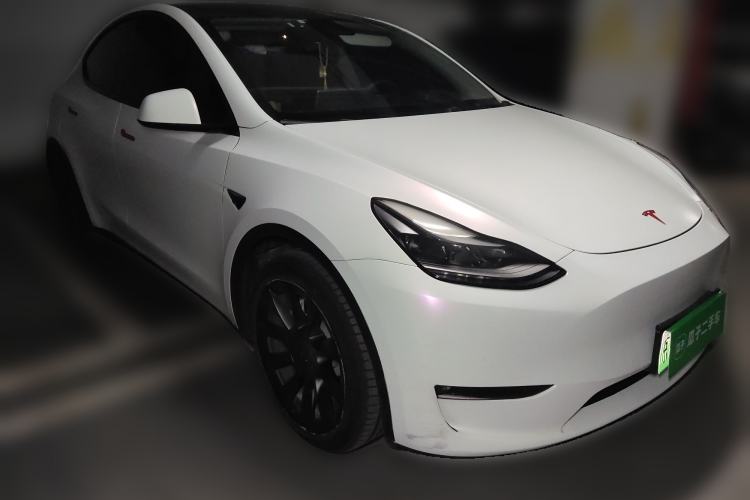 Used Tesla Model Y 2021 Standard Range Rear-Wheel Drive Version Front Right 45 Deg