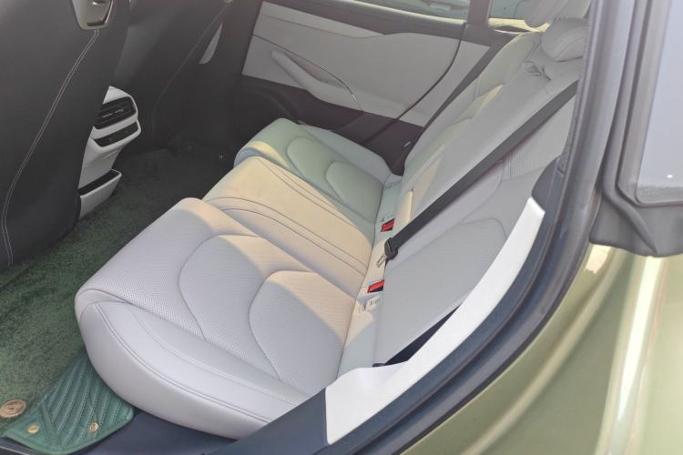 Used Xiaomi Auto SU7 2024 Rear-Drive Long-Range Intelligent Driving Version