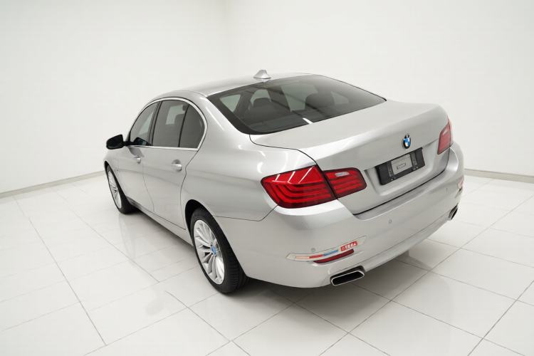 Used BMW 5 Series 2014 520Li Elegant Model Exterior 2