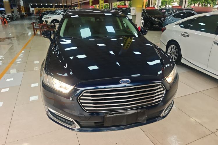 Used Ford Taurus 2017 EcoBoost 245 Fashion Edition Front