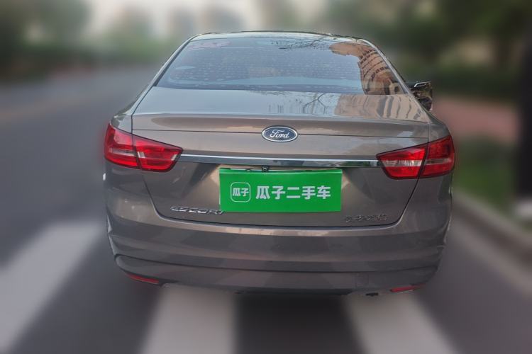 Used Ford Escort 2015 1.5L Manual Fashion Edition