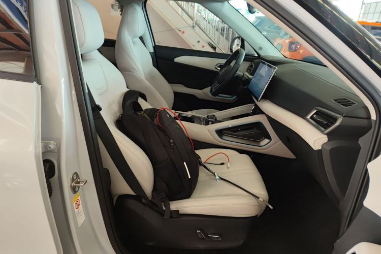 Used BYD Yuan UP 2024 401KM Beyond Edition Right Front Seat