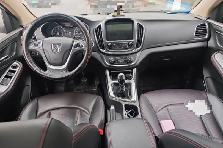 Used Baojun 560 2016 1.8L Manual Luxury Edition