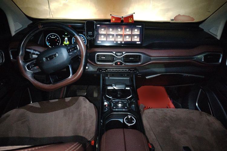 Used Geely Auto Haoyue 2022 1.8TD DCT Luxury 7-Seater Center Console