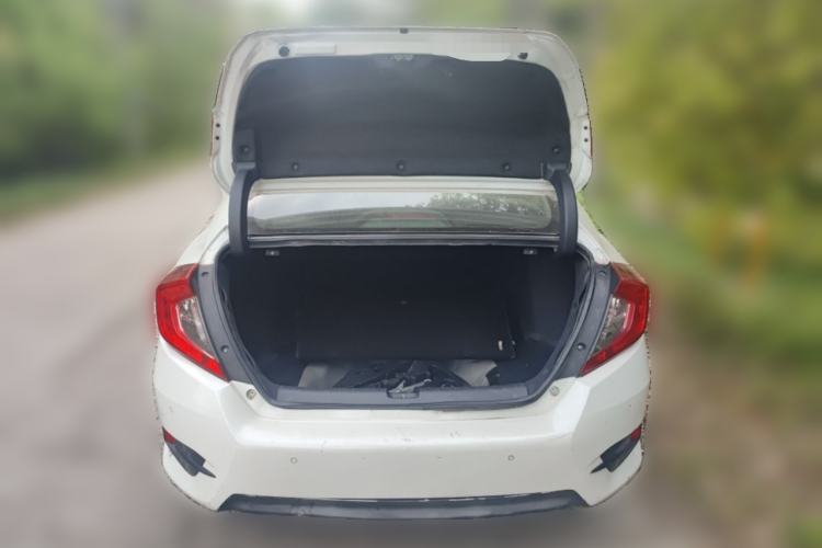 Used Honda Civic 2016 220TURBO CVT Luxury Edition Trunk