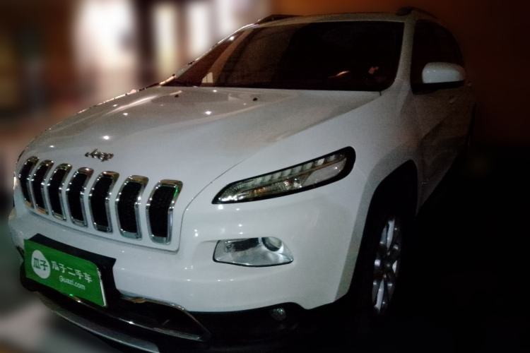 Used Jeep Cherokee 2017 2.0L Superior Edition