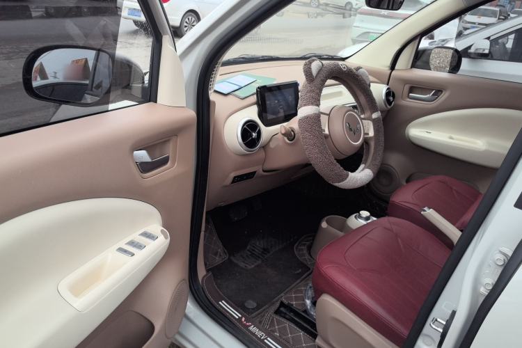 Used Wuling Hongguang MINIEV 2025 Four-Door Version Advanced Edition
