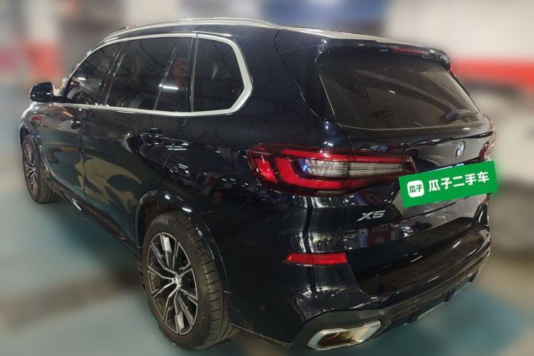 Used BMW X5 2022 Restyled xDrive 30Li Luxury Version M Sport Package
