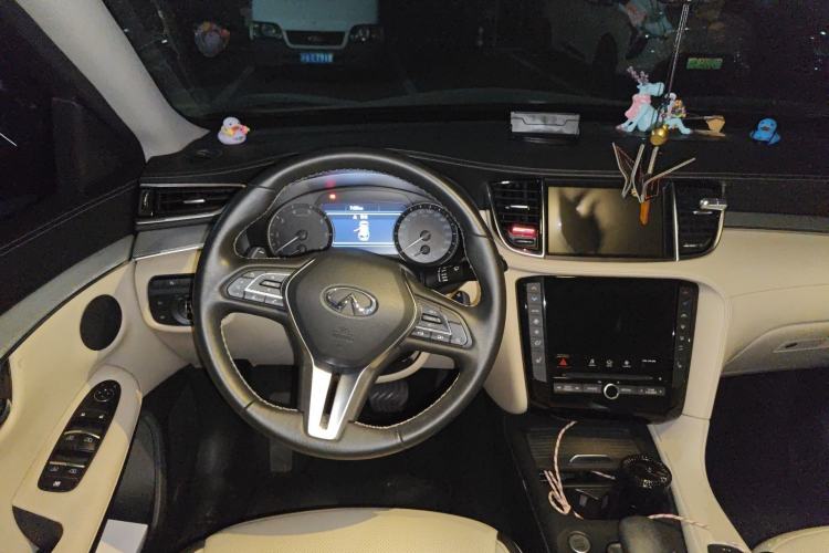 Used Infiniti QX50 2018 2.0T Two-Wheel Drive Fashion Edition Steering Wheel