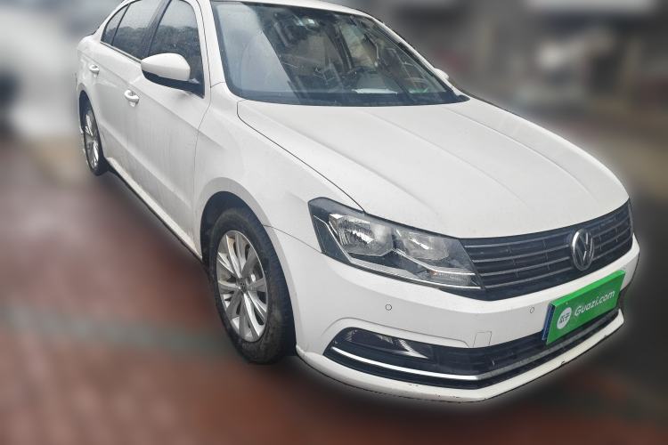 Used Volkswagen Lavida 2017 1.6L Automatic Comfort Edition
