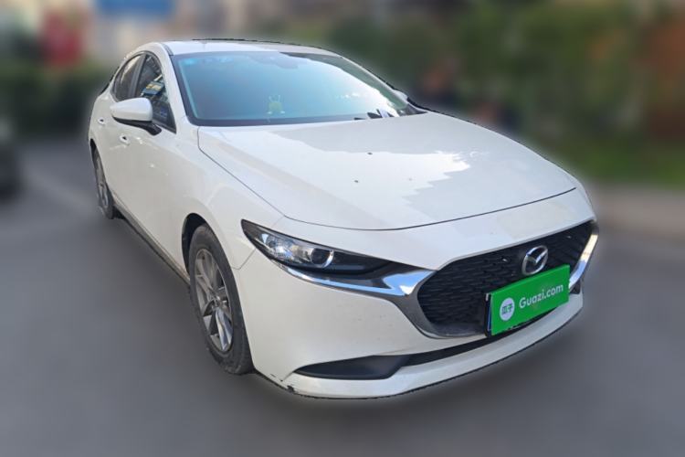 Used Mazda 3 Axela 2020 1.5L Automatic Luxury Version
