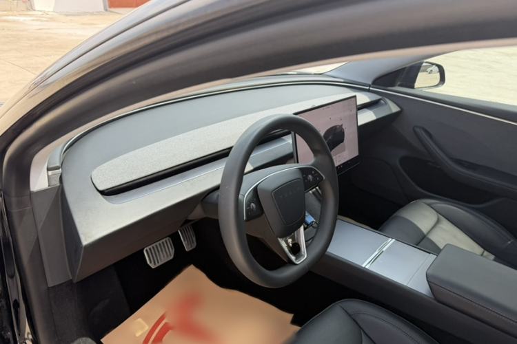 Used Tesla Model 3 2023 Rear-Wheel-Drive Version Left Front Seat