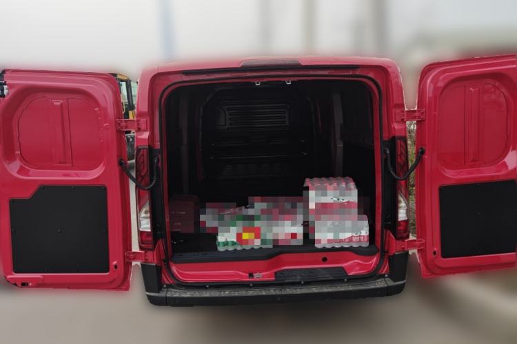 Used JMC E Fushun 2025 Model, Blind Window Version, 41.86 kWh, Short Axle, Low-roof, 3.0 tons
