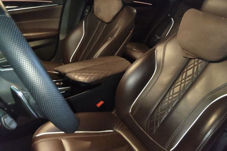Used BMW 5 Series 2018 530Li Luxury Edition Premium Package
