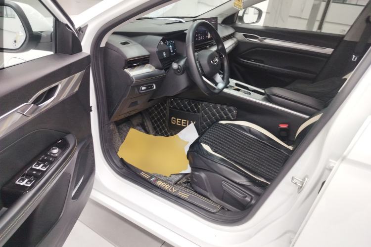 Used Geely Auto Emgrand L HiP 2024 Longteng Edition 1.5TD-DHT Pro 100KM Superior Model Driver Seat