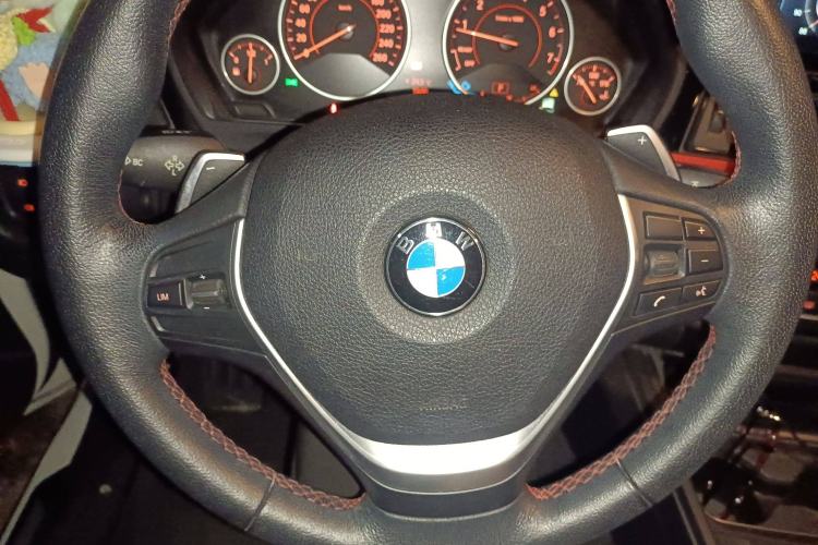 Used BMW 3 Series 2014 320i Sport Design Package