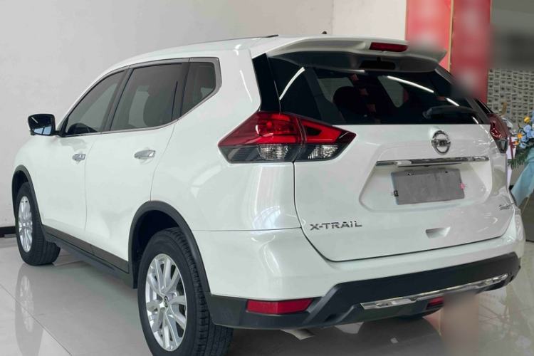 Used Nissan X-Trail 2023 Classic 2.0L Two-Wheel Drive Smart Connect Premium Edition Exterior 5