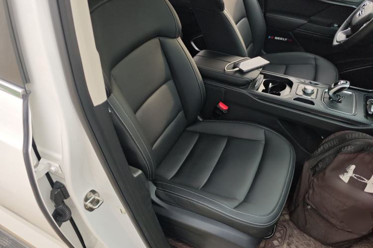 Used Geely Auto Haoyue 2020 1.8TD DCT Luxury Model 5 Seats Right Front Seat