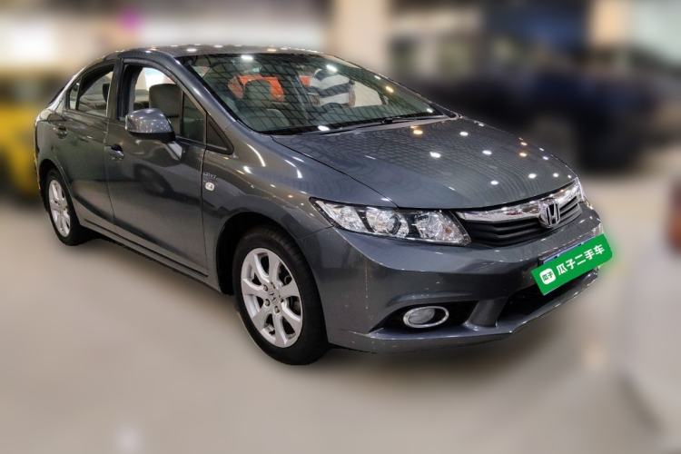 Used Honda Civic 2012 1.8L automatic comfort version Front Right 45 Deg