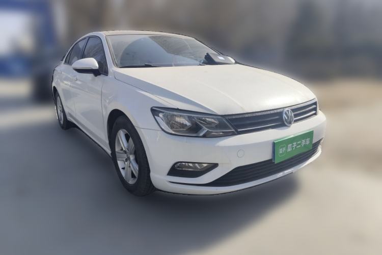 Used Volkswagen Lamando 2017 230TSI DSG Fashion Edition Front Right 45 Deg