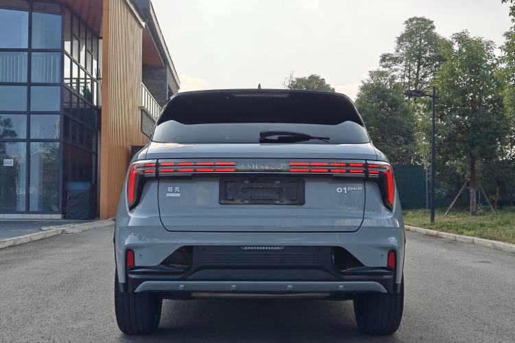 Used Lynk & Co 01 EM-P 2023 1.5TD EM-P Dawn Edition Exterior 9