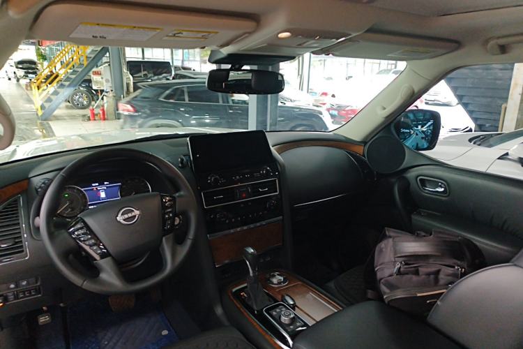 Used Nissan Patrol 2019 5.6L XE Middle East
