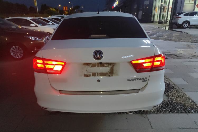 Used Volkswagen Santana 2015 1.6L Automatic Fashion Edition