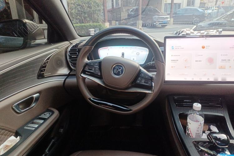 Used BYD Han 2022 DM-i 121KM Luxury Model
