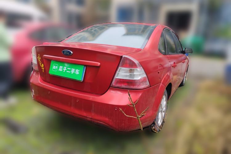 Used Ford Focus 2013 Sedan Classic 1.8L Automatic Base Model
