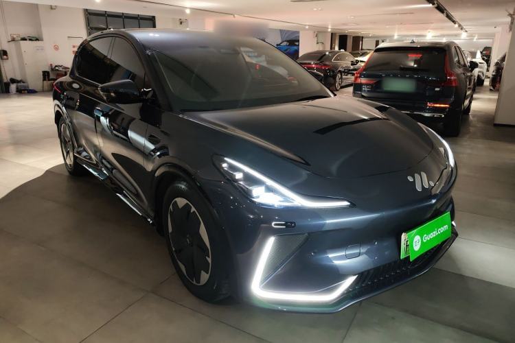 Used IM LS7 2023 100kWh Lux Rear-Drive Version