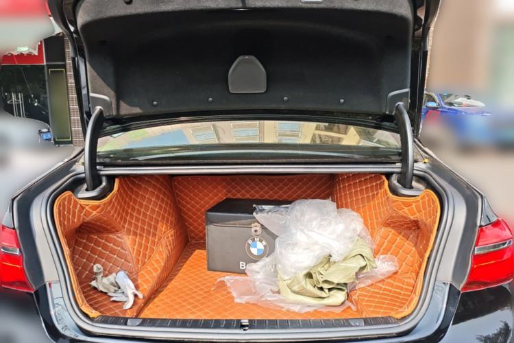 Used BMW 7 Series 2016 730Li Leading Model
