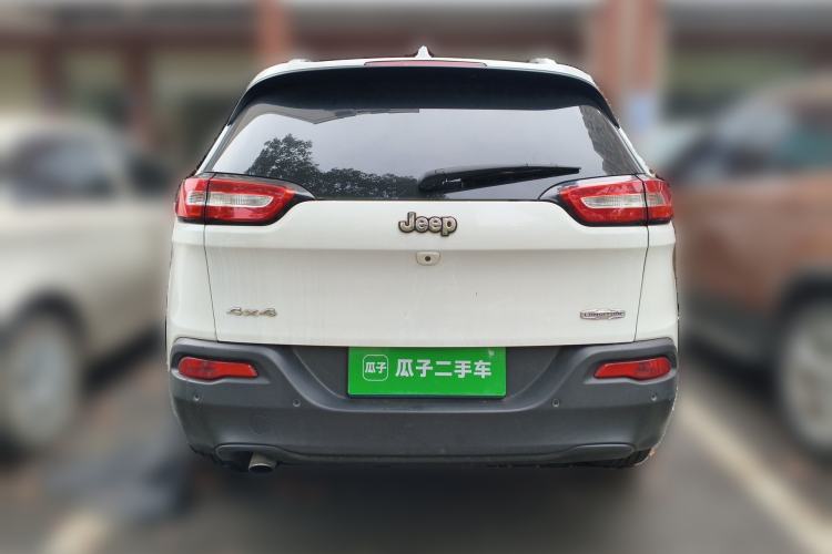 Used Jeep Cherokee 2014 2.4L Luxury Edition Rear