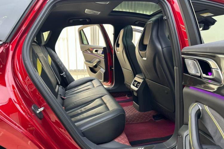 Used Hongqi H6 2023 2.0T ZhiZhen Edition
