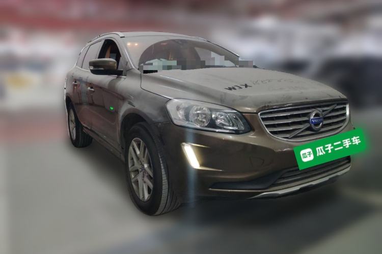 Used Volvo XC60 2016 T5 Smart Drive Edition Front Right 45 Deg