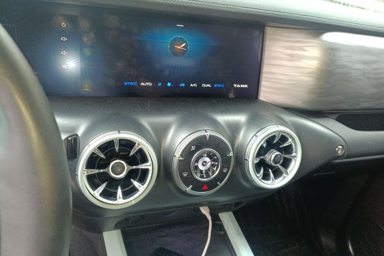 Used Tank 300 2021 City Edition 2.0T—Truly Stylish
