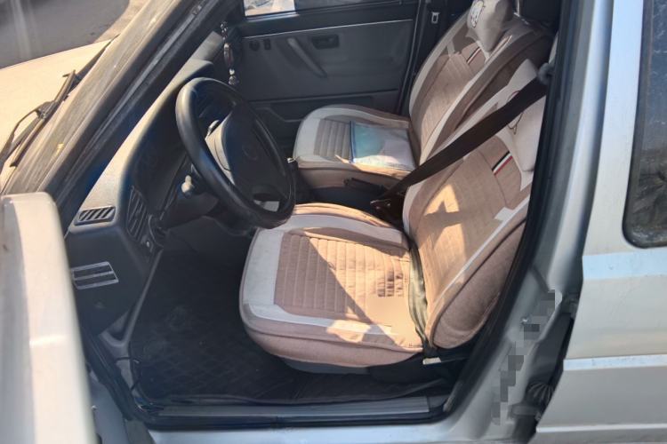 Used Volkswagen Jetta 2010 1.6L Partner
