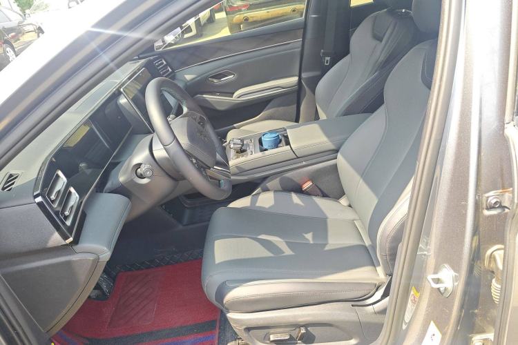 Used BYD Qin L 2024 DM-i 80KM Beyond Model