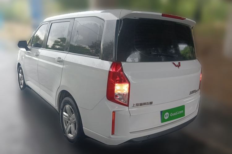 Used Wuling Hongguang PLUS 2019 1.5T Manual Luxury 7-Seater
