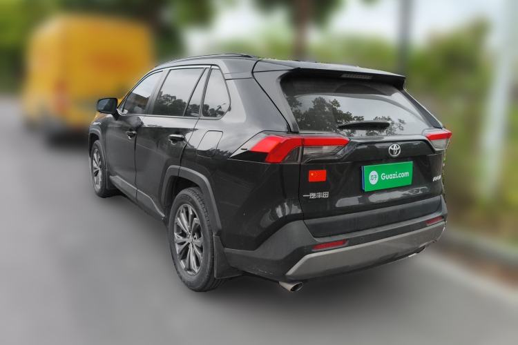 Used Toyota RAV4 2023 2.0L CVT Two-Wheel Drive Fashion Plus Edition Rear Left 45 Deg