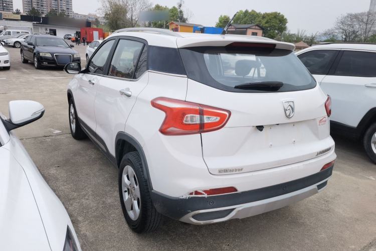 Used Baojun 510 2017 1.5L Manual Fashion Model
