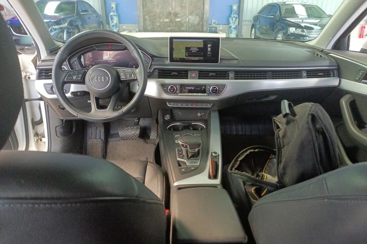Used Audi A4L 2019 40 TFSI Fashion Version China V
