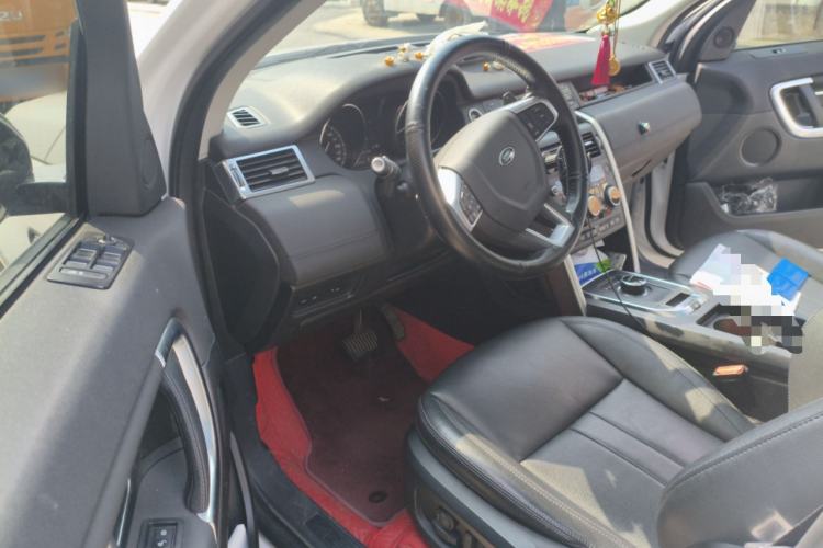 Used Land Rover Discovery Sport 2018 240 PS HSE Version Driver Seat