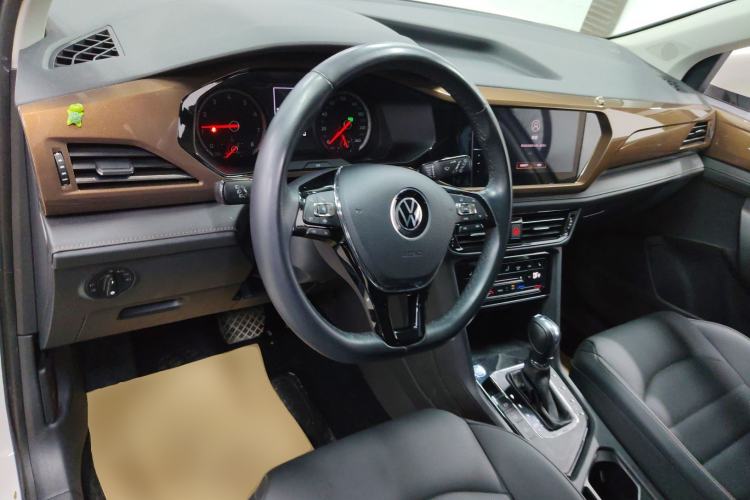 Used Volkswagen Tharu 2021 280TSI Two-Wheel-Drive Luxury Plus Edition
