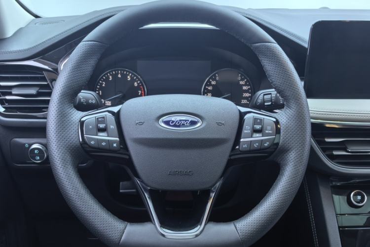 Used Ford Escape 2020 EcoBoost 245 Two-Wheel-Drive Titanium Edition