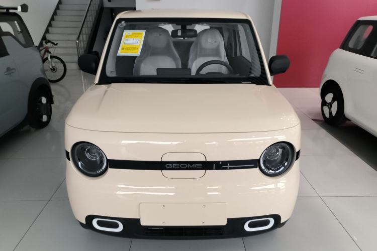 Used Geely Galaxy Panda 2025 210 km – Yuanqi Bear Front