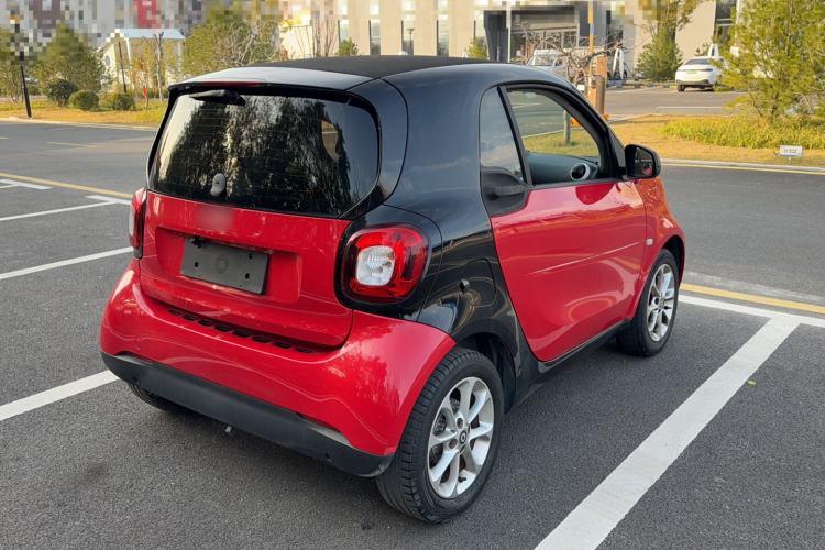 Used smart fortwo 2018 1.0L 52kW Hardtop Dynamic Version China V
